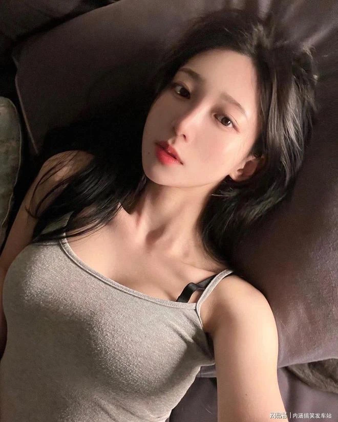 周星驰《功夫女足》新预告 中国功夫如何踢出血性