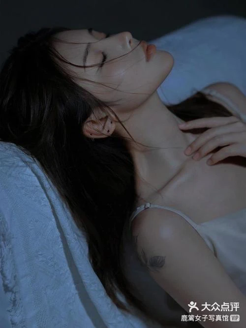 蓝色苹果钟