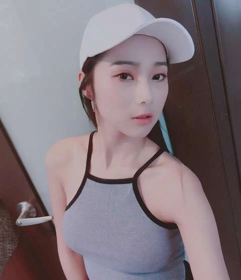 山姆·尼尔离世 侏罗纪公园与钢琴课经典瞬间回顾