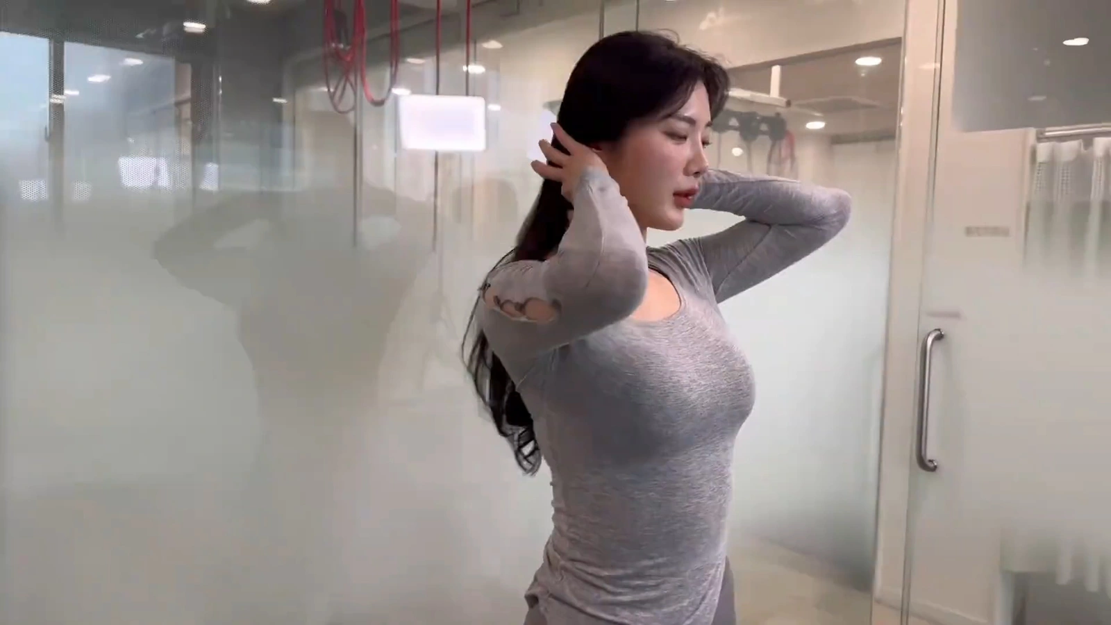 风泠Q
