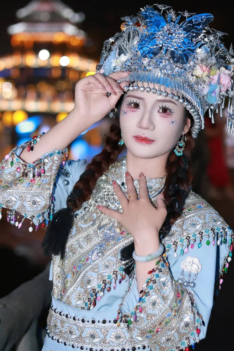 云边弦月