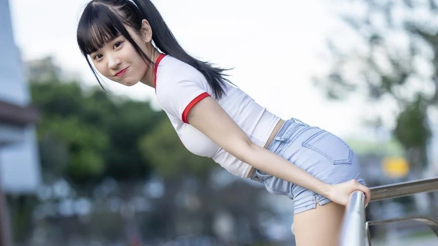 闻春华