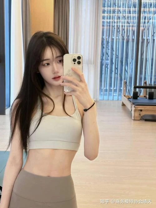 弓翎
