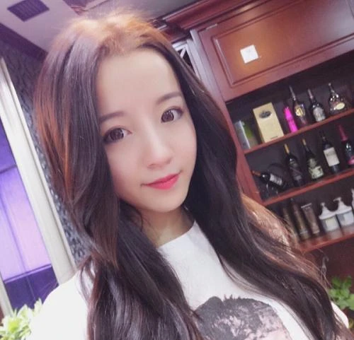 默默无文