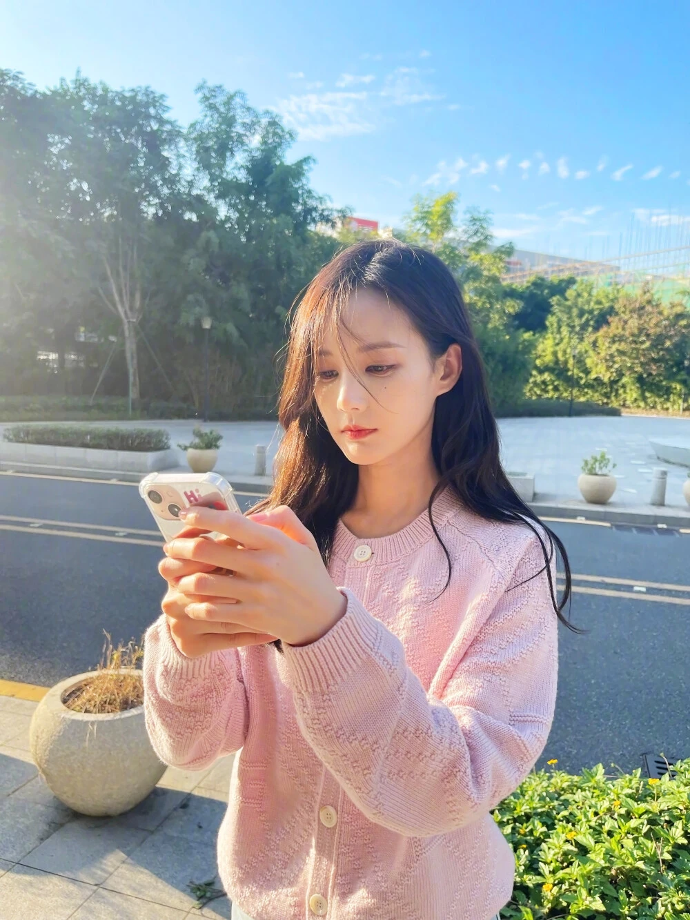 三月赴约爱美丽，治愈时光轻盈启程