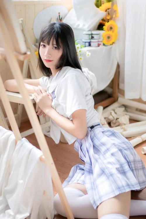 鹤归栖松