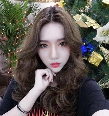 加油吧！娜依拉官方海报 娜依拉坚定目光看向远方